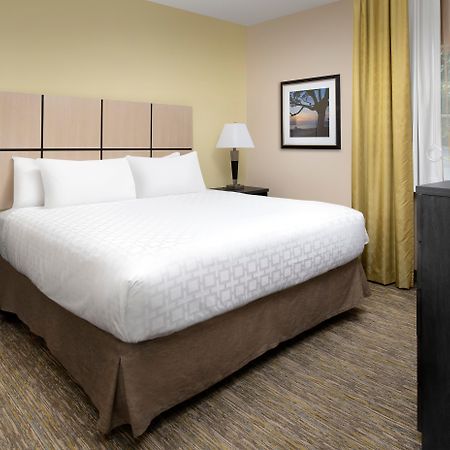 Candlewood Suites Charleston-Northwoods By Ihg Норт Чарлстън Екстериор снимка