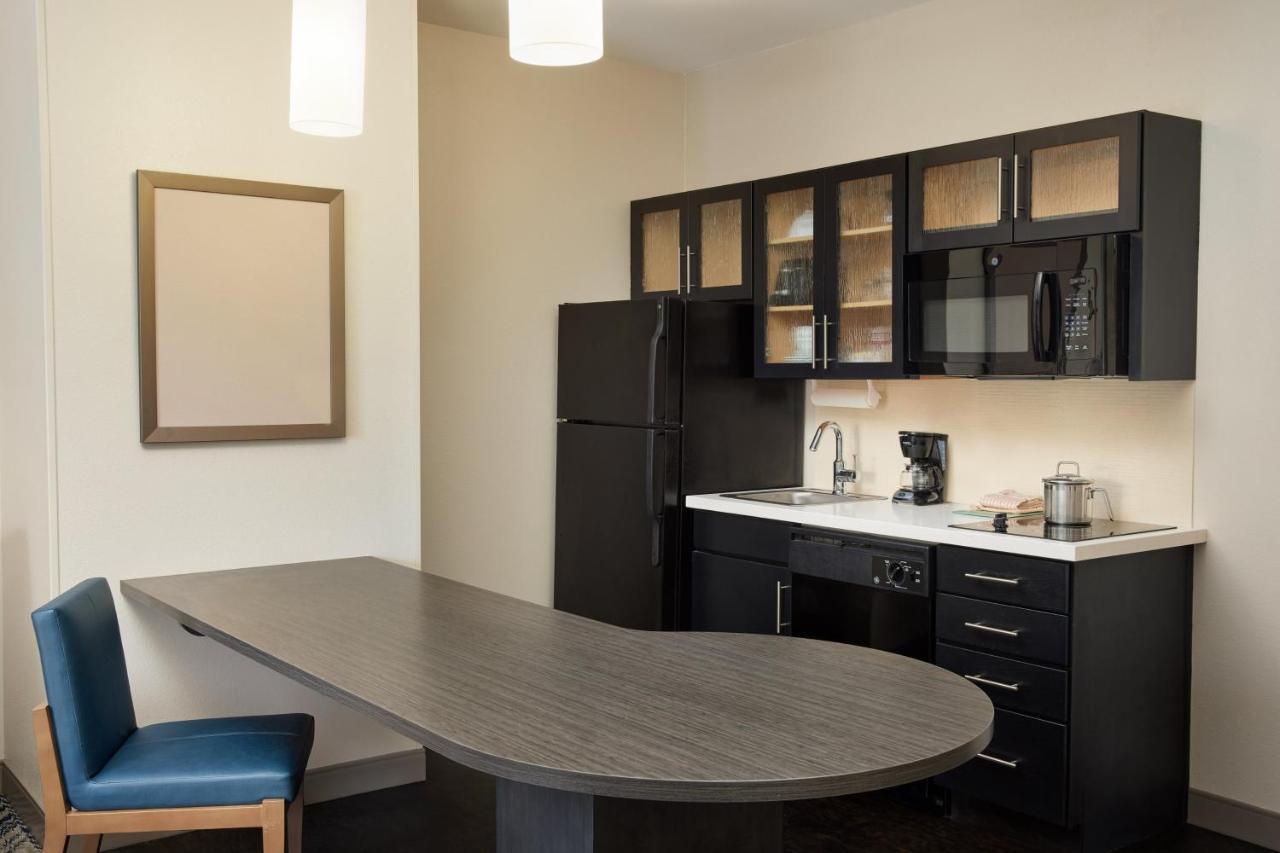Candlewood Suites Charleston-Northwoods By Ihg Норт Чарлстън Екстериор снимка