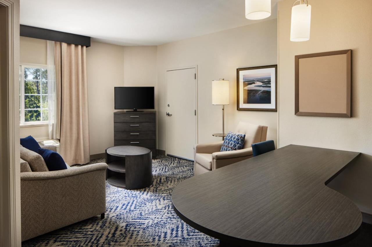 Candlewood Suites Charleston-Northwoods By Ihg Норт Чарлстън Екстериор снимка