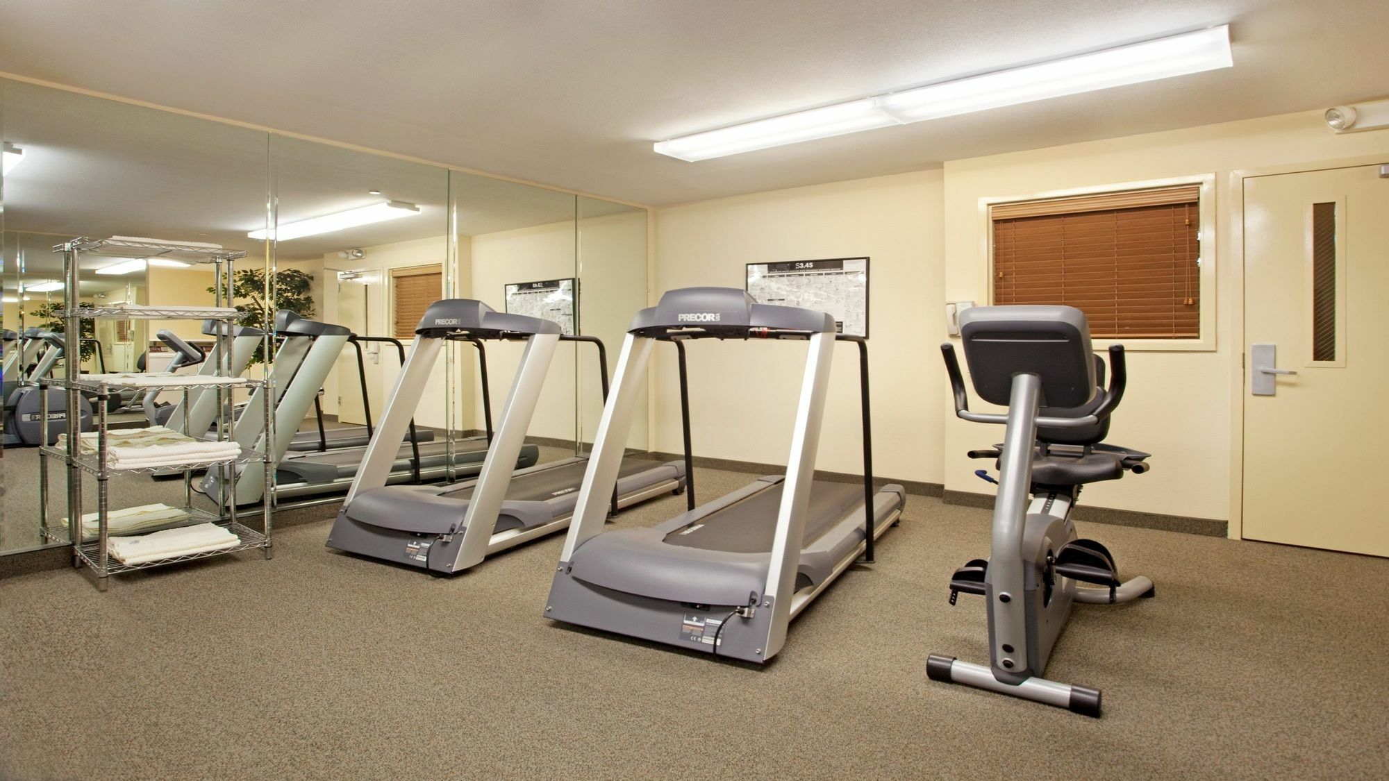 Candlewood Suites Charleston-Northwoods By Ihg Норт Чарлстън Екстериор снимка